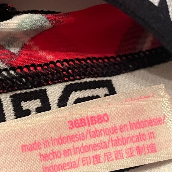 Pink Victory Secret LOT Leggings Bra Sports Bra Sz S/M assorted - Picture 11 of 11